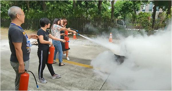 突擊式消防演練，安全生產(chǎn)沒有彩排！